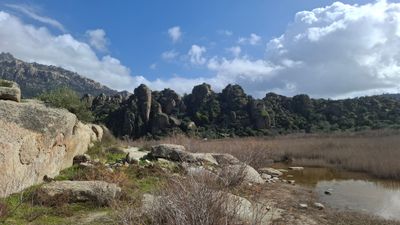 Beşparmak rock formations